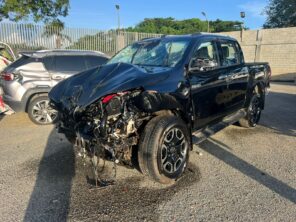 TOYOTA HILUX SRV 2023 #HNTA.8-9431