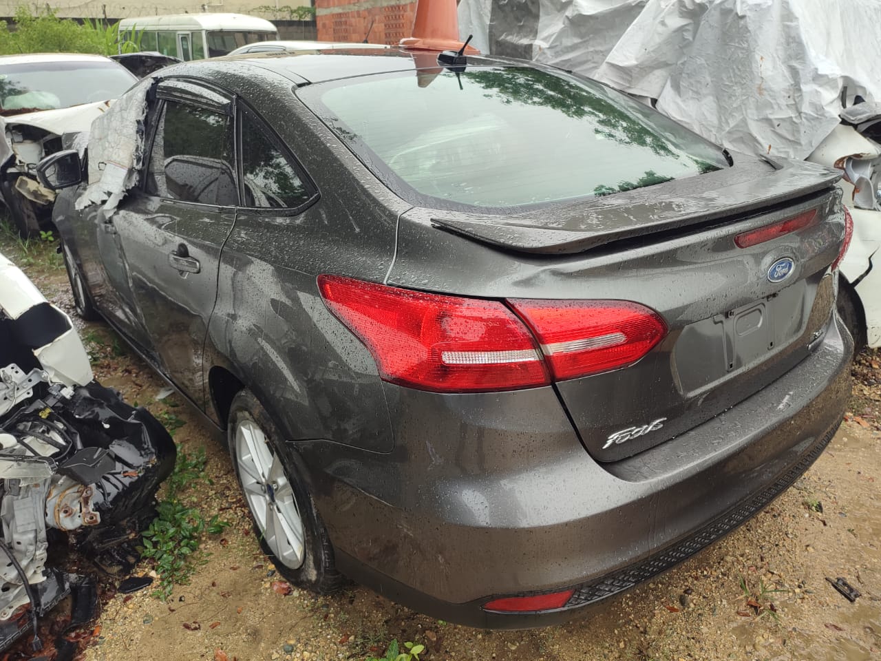 FORD FOCUS 2015 #HIA.8-0365 COMPLETO PARA PIEZAS - Imagen 4