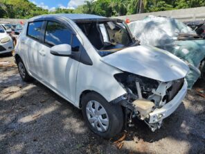 TOYOTA VITZ 2016 #HSA.8-3506