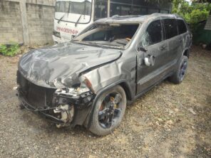 JEEP GRAND CHEROKEE OVERLAND 2012 #IPA.8-2375 COMPLETO PARA PIEZAS