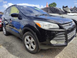 FORD ESCAPE SR 4WD 2013 #HTA.8-0656