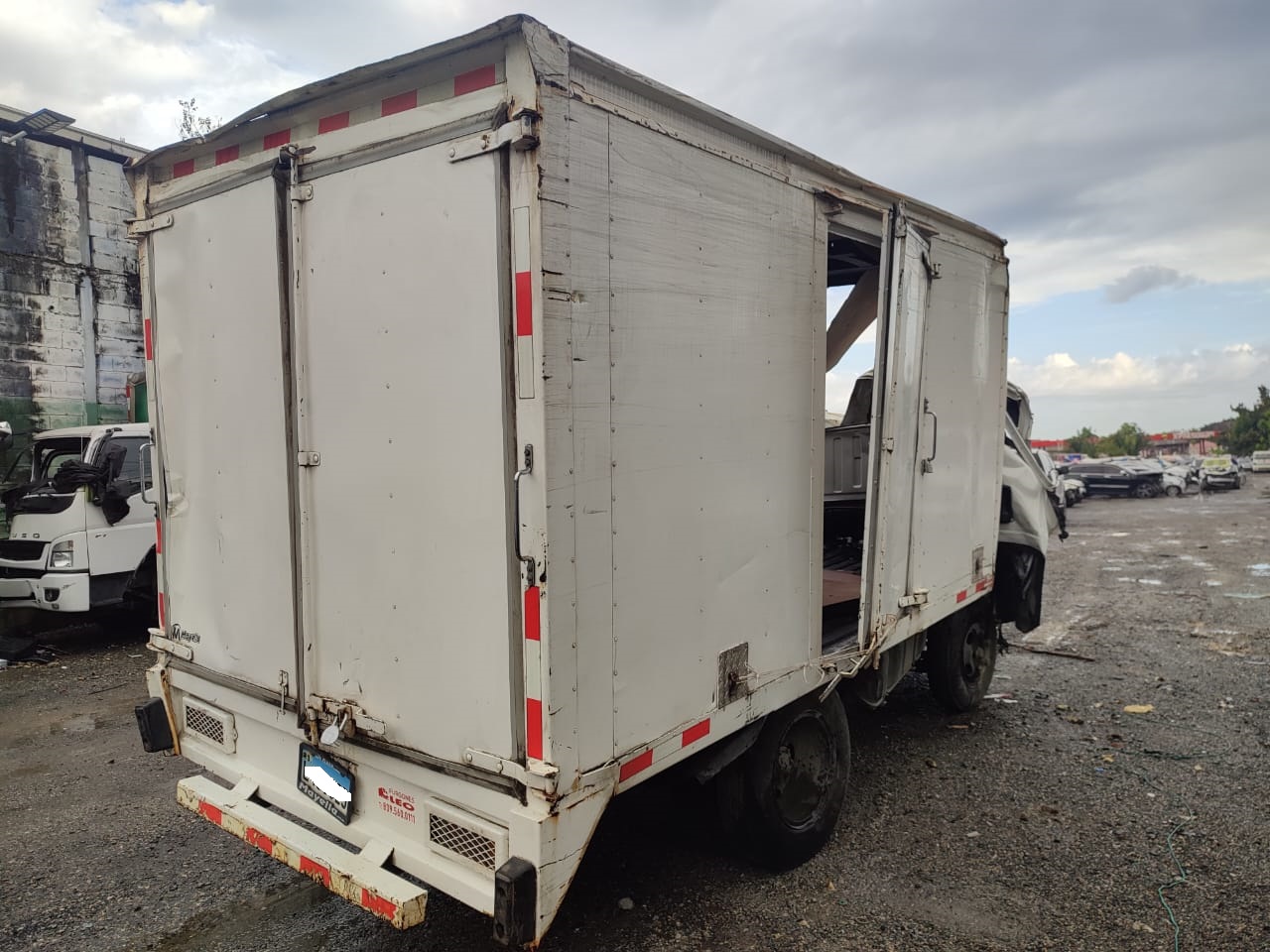ISUZU QMR 2023 #TIA.8-3025 - Imagen 8