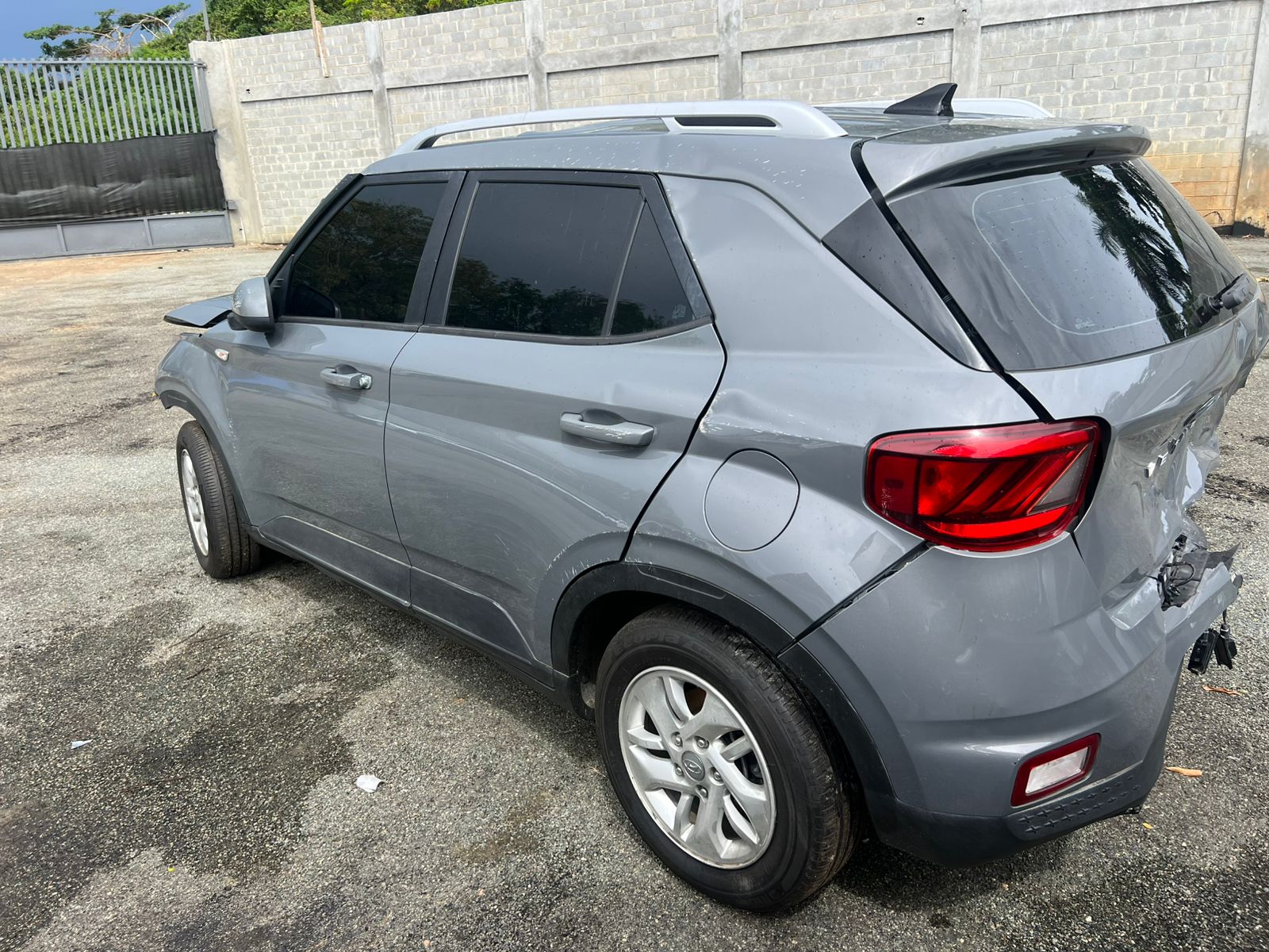 HYUNDAI VENUE 2020 #PNT.8-8206 - Imagen 6