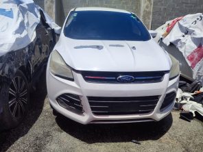 FORD ESCAPE 2014 #HUT.8-3517