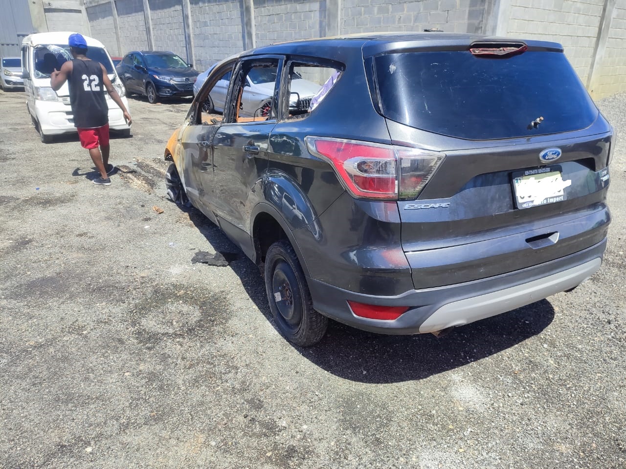 FORD ESCAPE 2017 #TA.8-2940 SIN PAPELES, COMPLETO SOLO PARA PIEZAS