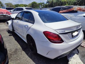 MERCEDES BENZ C300 2019 #NIT.8-9676