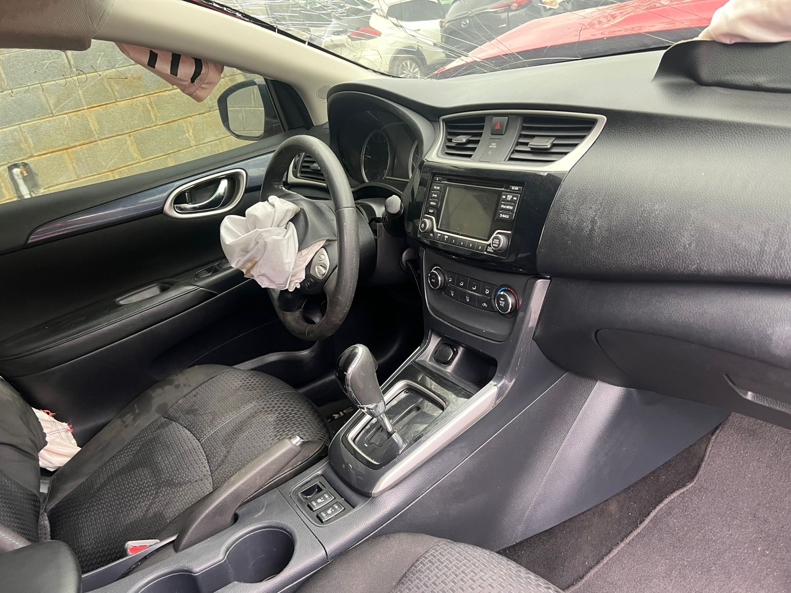 NISSAN SENTRA SR TURBO 2017 #PAA.8-3068 - Imagen 3