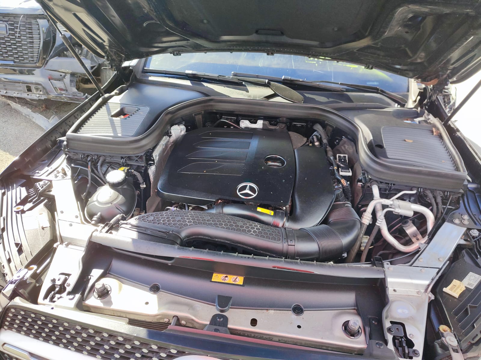 MERCEDES BENZ GLC200 2023 🔑#HUTA.8-5436 - Imagen 7