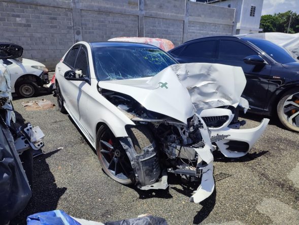 MERCEDES BENZ C300 2019 #NIT.8-9676 - Imagen 3
