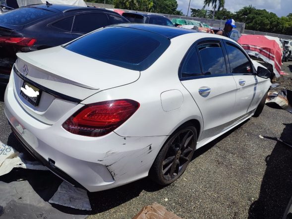MERCEDES BENZ C300 2019 #NIT.8-9676 - Imagen 5