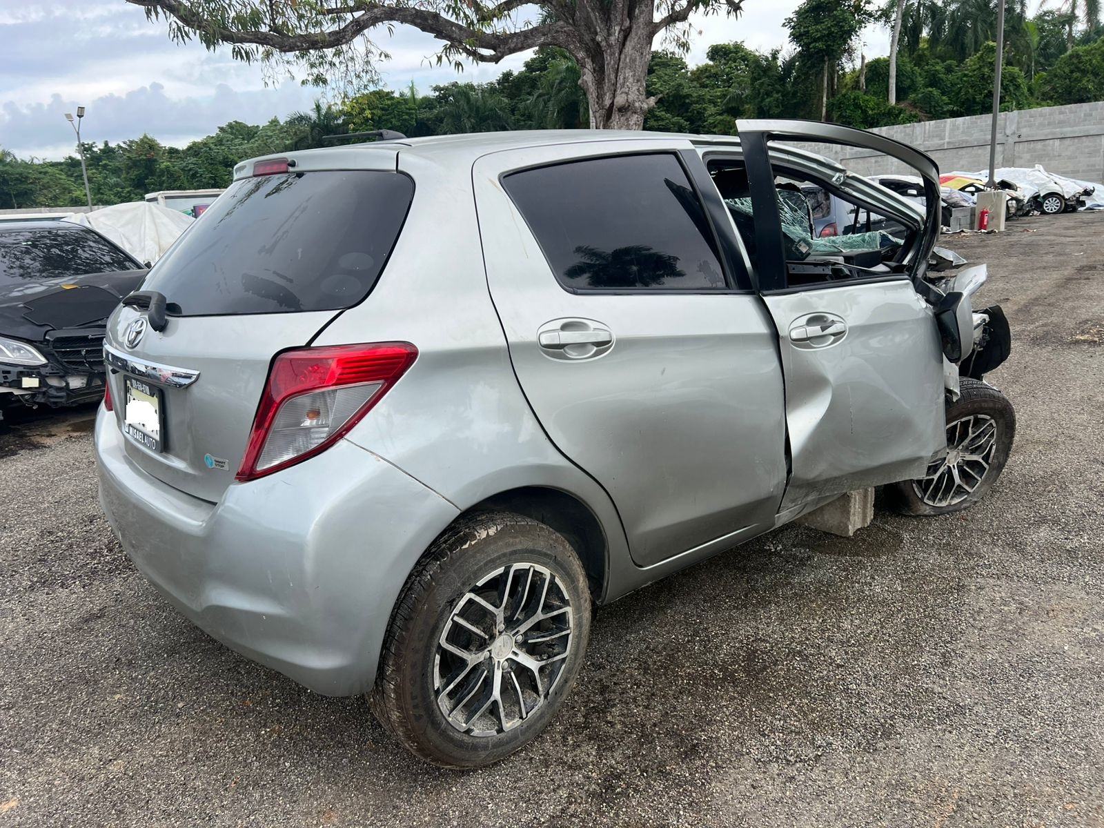 TOYOTA VITZ 2012 #HUA.8-5481 - Imagen 6