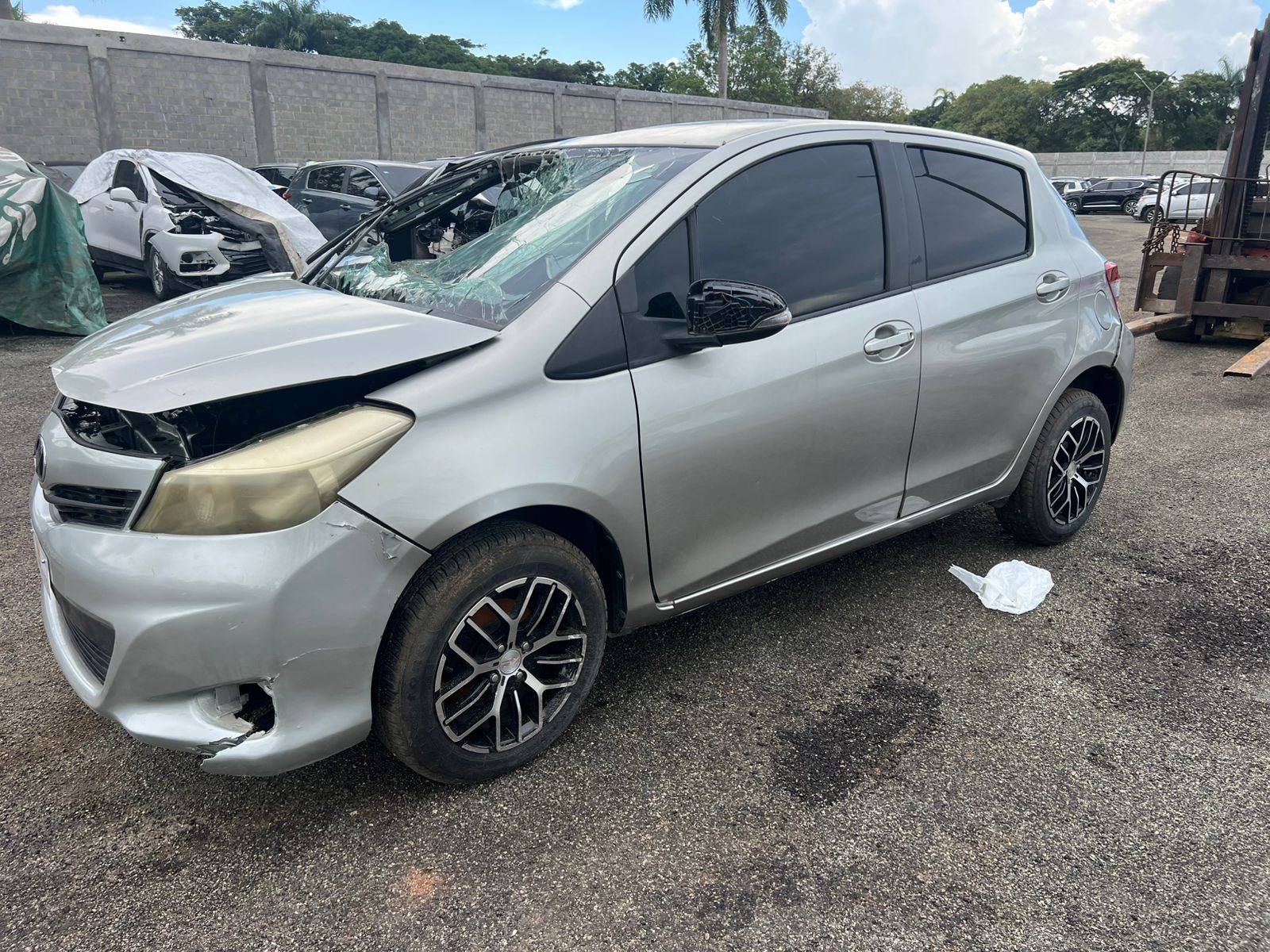 TOYOTA VITZ 2012 #HUA.8-5481 - Imagen 8