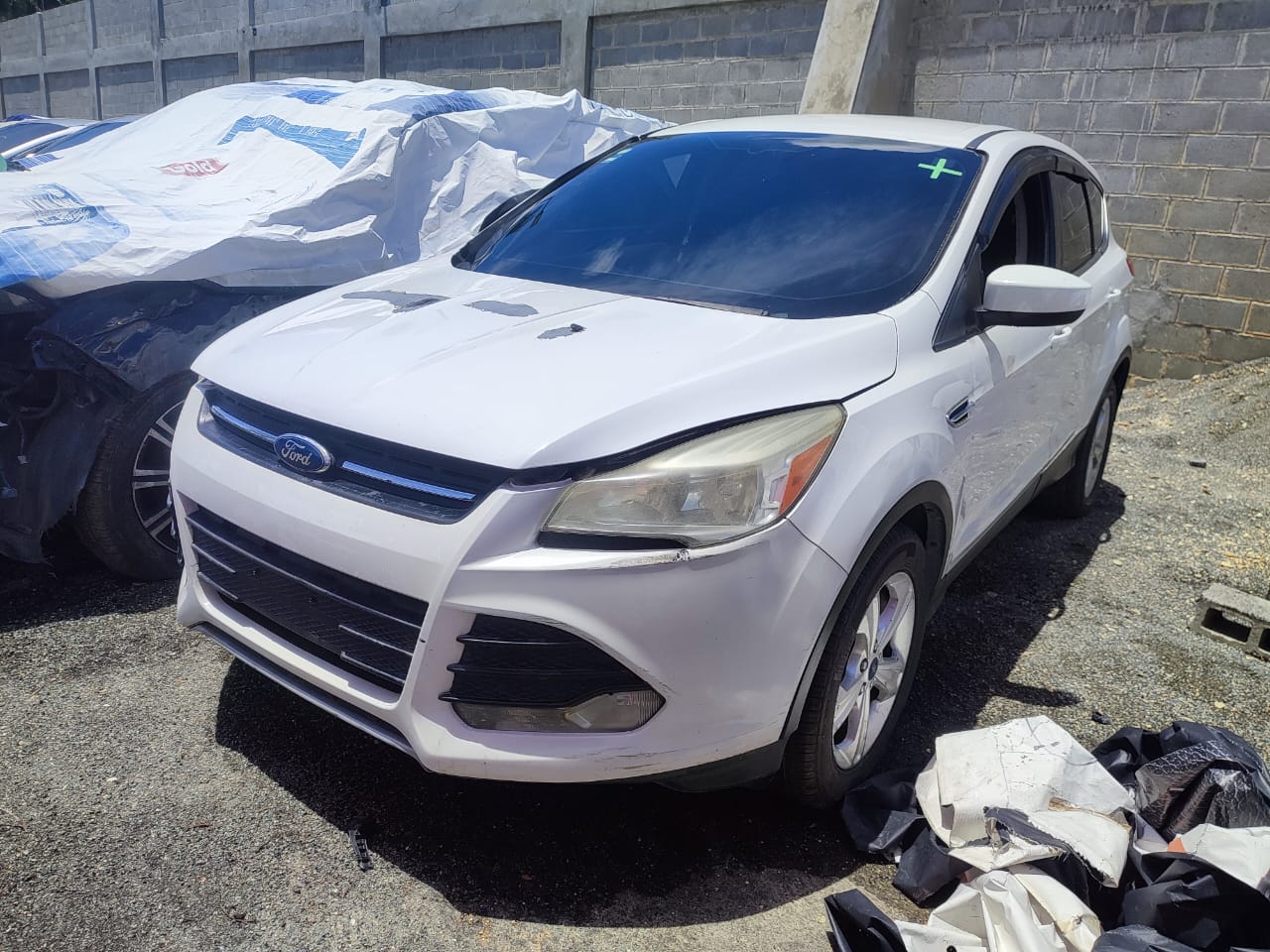FORD ESCAPE 2014 #HUT.8-3517 - Imagen 4