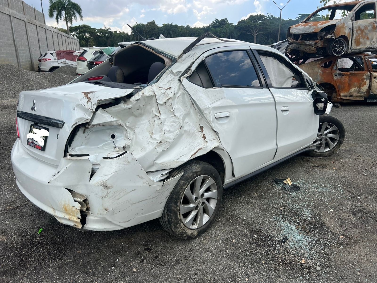 MITSUBISHI MIRAGE 2020 #NT.8-6852 SIN PAPELES, COMPLETO SOLO PARA PIEZAS - Imagen 5