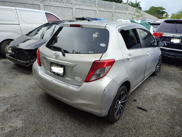 TOYOTA VITZ 2012 #HTA.8-2793 - Imagen 6