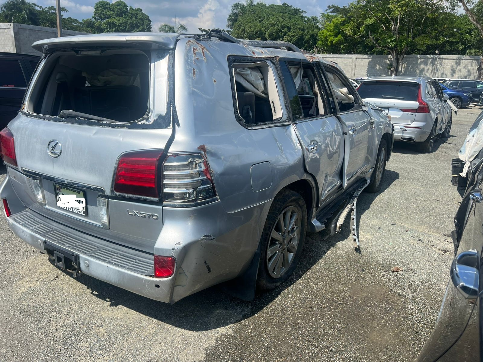 LEXUS LX570 2011 #NIA.8-4384 - Imagen 4