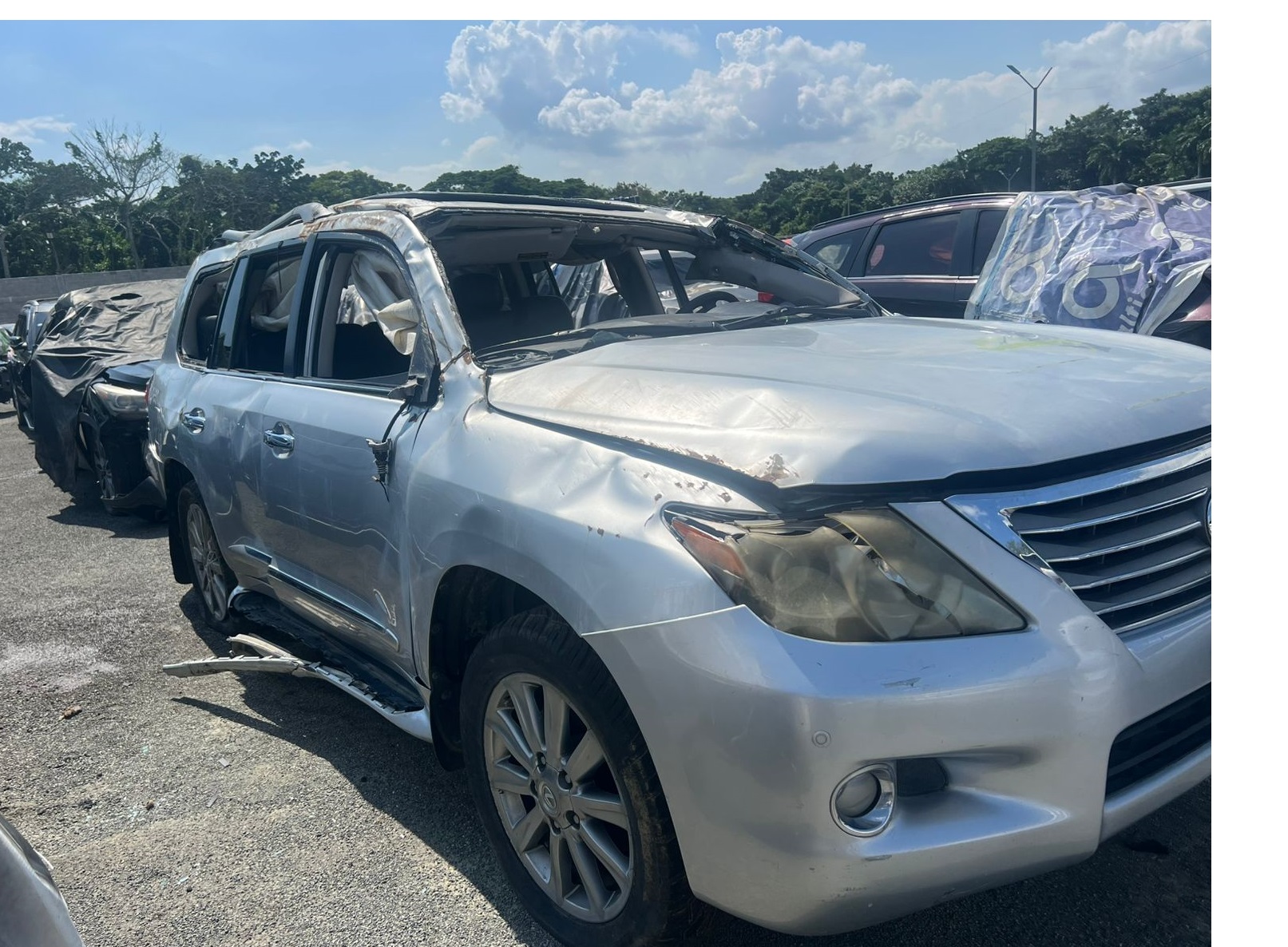 LEXUS LX570 2011 #NIA.8-4384 - Imagen 7