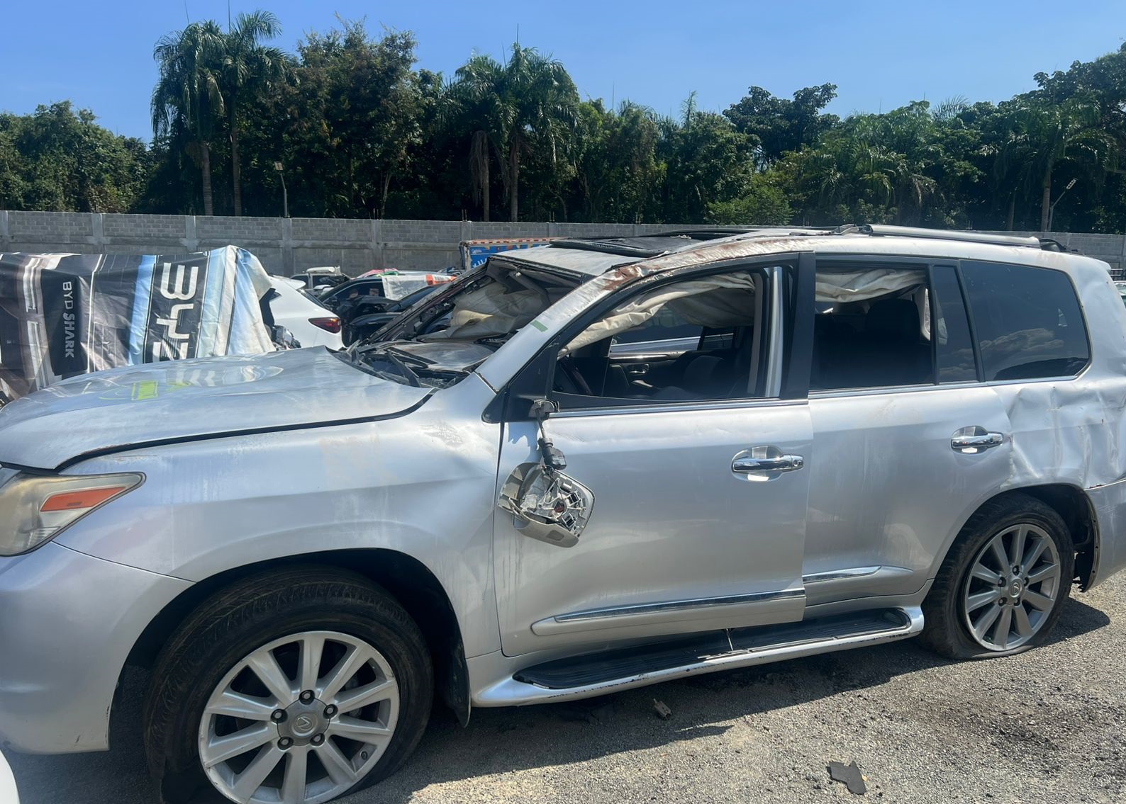 LEXUS LX570 2011 #NIA.8-4384 - Imagen 8