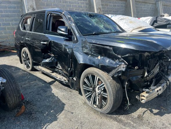LEXUS LX570 2017 #HHNT.8-2184 - Imagen 8