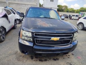 CHEVROLET SUBURBAN 2011 #INT.8-7517