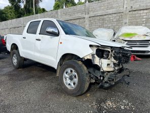 TOYOTA HILUX 4X4 2013 #NIA.8-7947