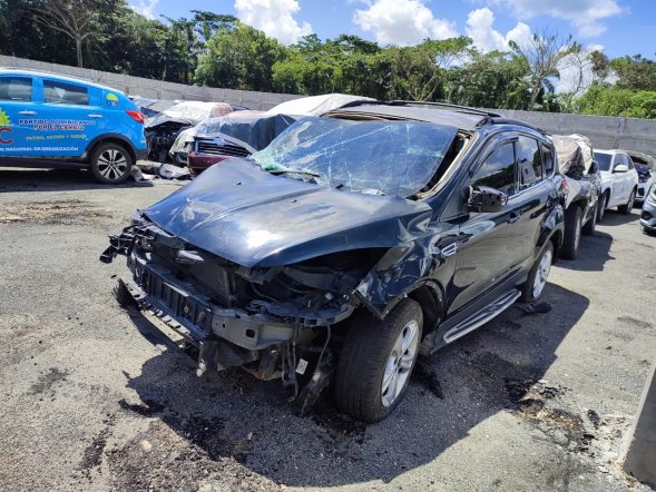 FORD ESCAPE 2016 #HTA.8-4508