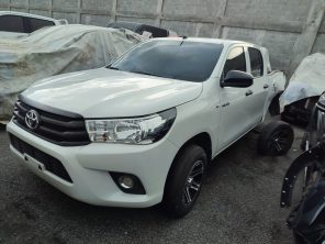 TOYOTA HILUX 2022  🔑 #HIAA.8-6521