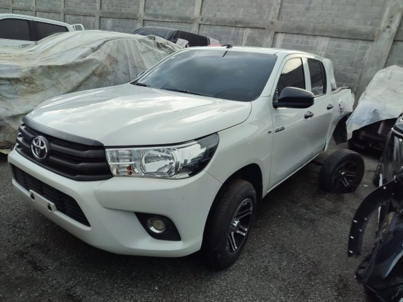 TOYOTA HILUX 2022  🔑 #HIAA.8-6521 - Imagen 2