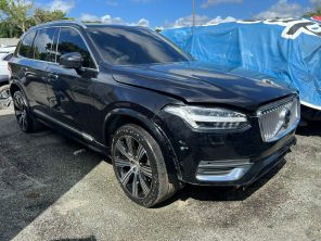 VOLVO XC90 T6 INSCRIPCION 2021 #HUAA.8-8668