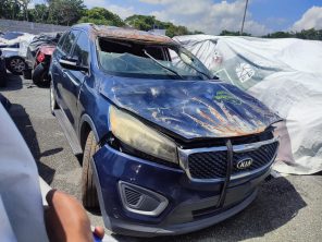 KIA SORENTO 2016 #TAA.8-4354