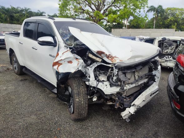 TOYOTA HILUX 2023 #IAAA.8-3328 - Imagen 5