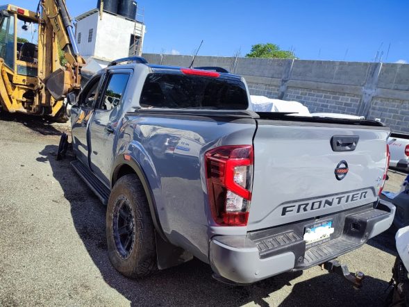 NISSAN FRONTIER 2022 #UAA.8-7308 - Imagen 4