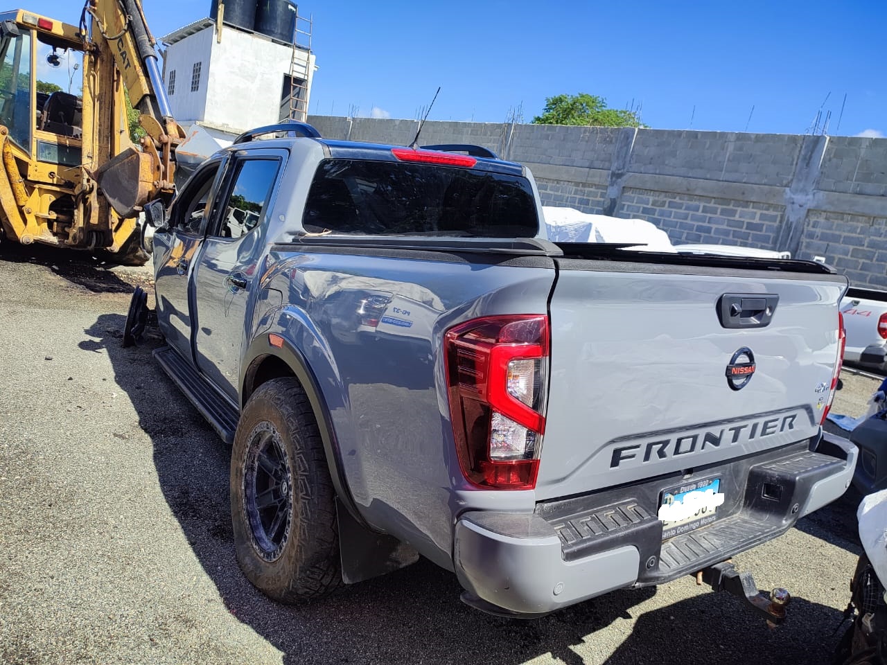 NISSAN FRONTIER 2022 #UAA.8-7308 - Imagen 4