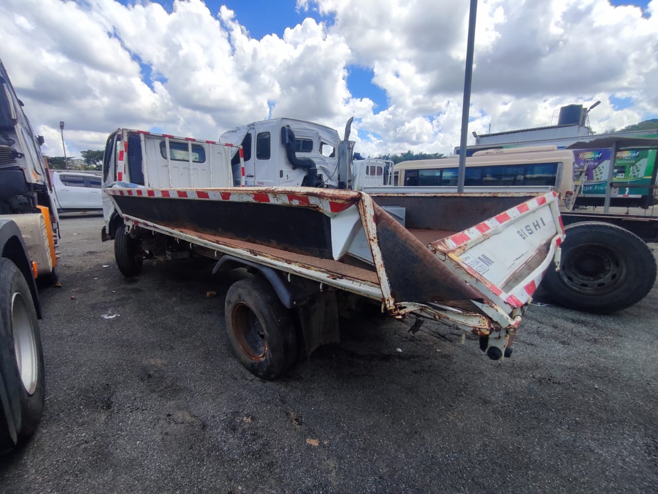 MITSUBISHI CANTER CAMA LARGA 2017 #UAA.8-8218 - Imagen 4