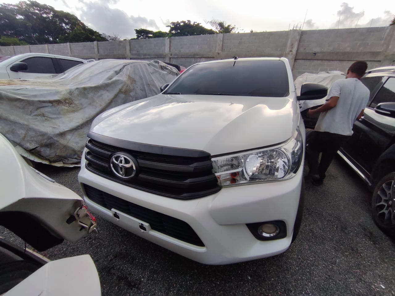 TOYOTA HILUX 2022  🔑 #HIAA.8-6521 - Imagen 3