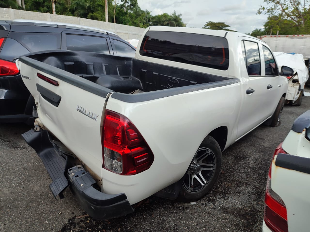 TOYOTA HILUX 2022  🔑 #HIAA.8-6521 - Imagen 4