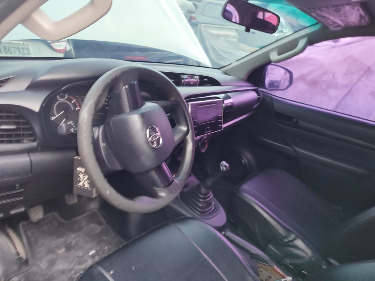 TOYOTA HILUX 2022  🔑 #HIAA.8-6521 - Imagen 6