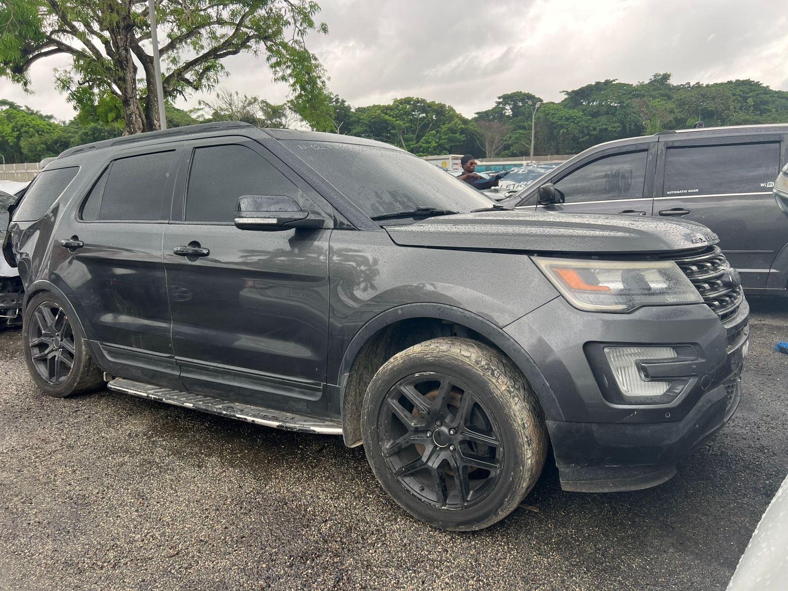 FORD EXPLORER SPORT 4X4 #PSA.8-0254 - Imagen 6