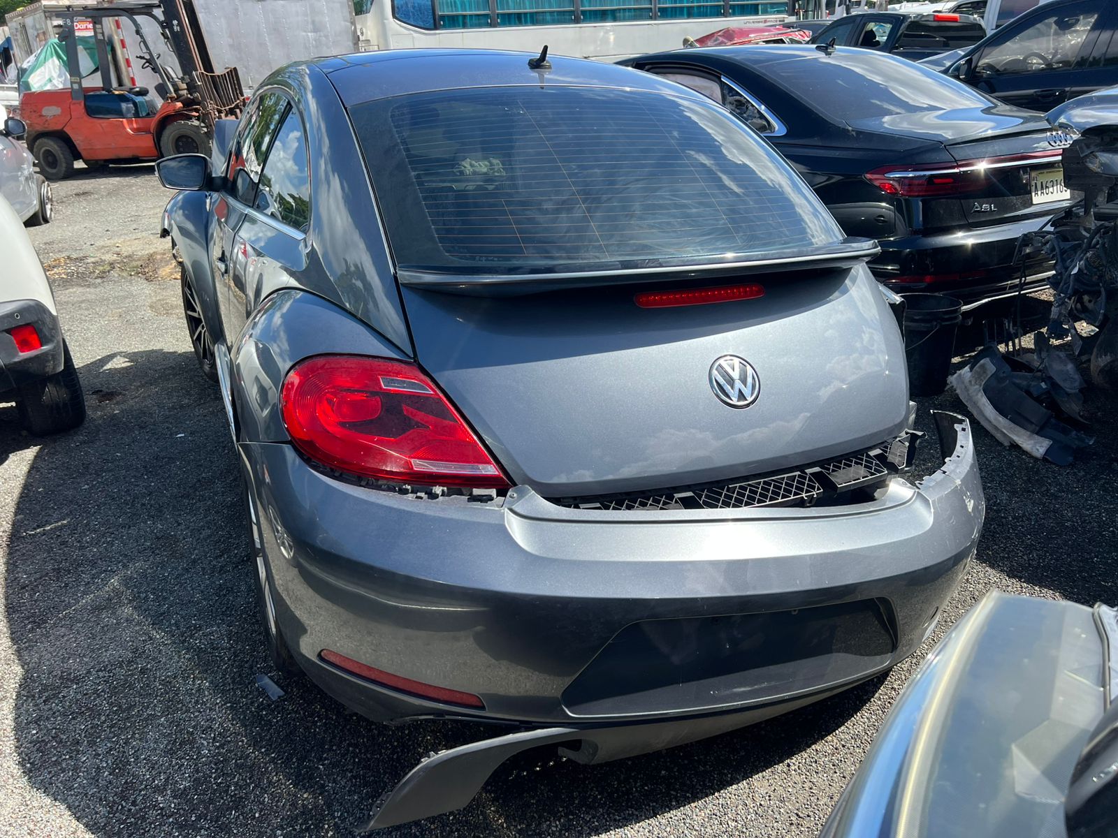 VOLKSWAGEN BETTLE 2014 #HTA.8-6404 - Imagen 5