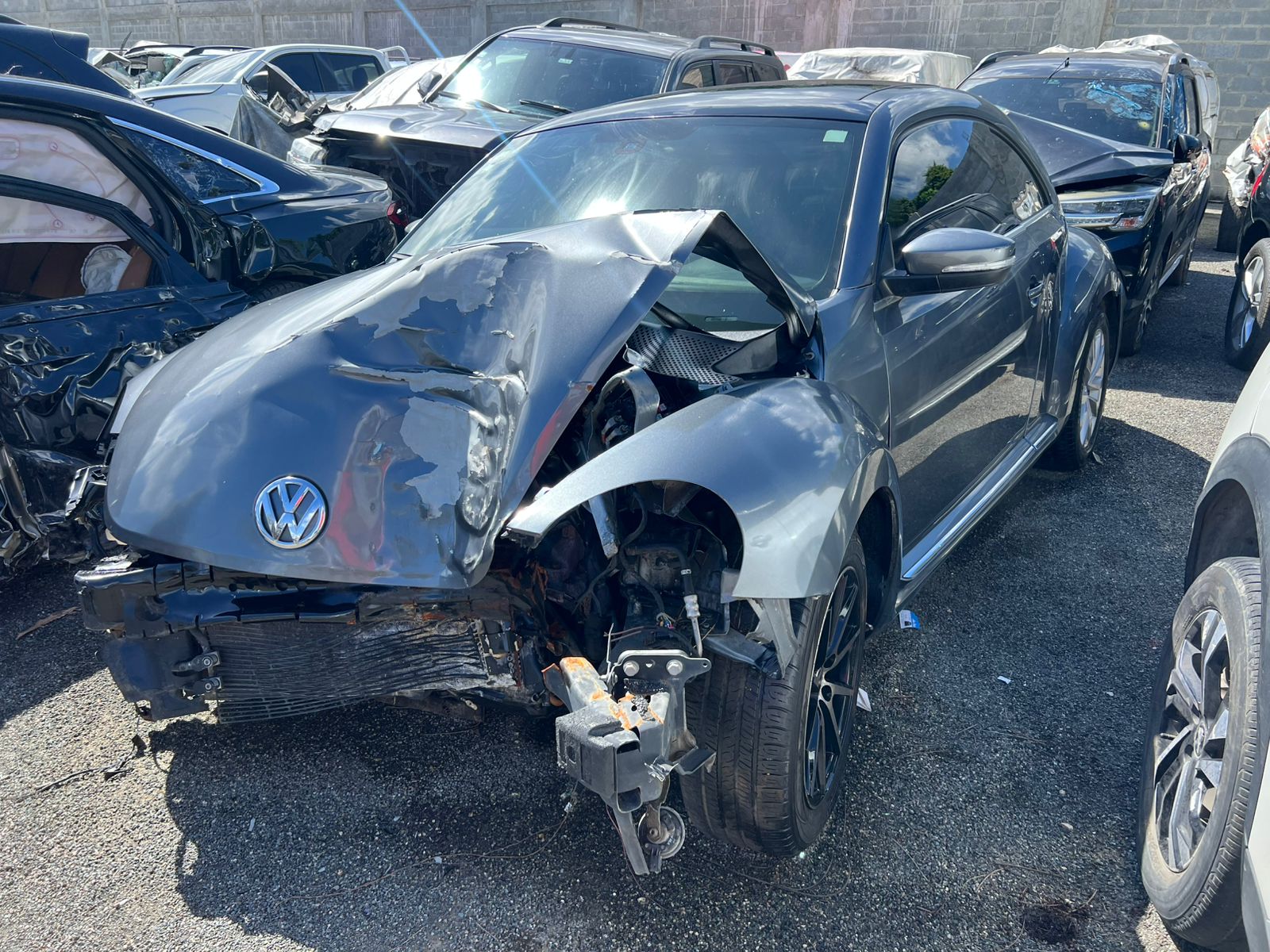 VOLKSWAGEN BETTLE 2014 #HTA.8-6404 - Imagen 9