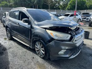 FORD ESCAPE TITANIUM 2017 #PAA.8-5359