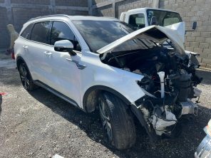 KIA SORENTO 2023 #UIT.8-5010