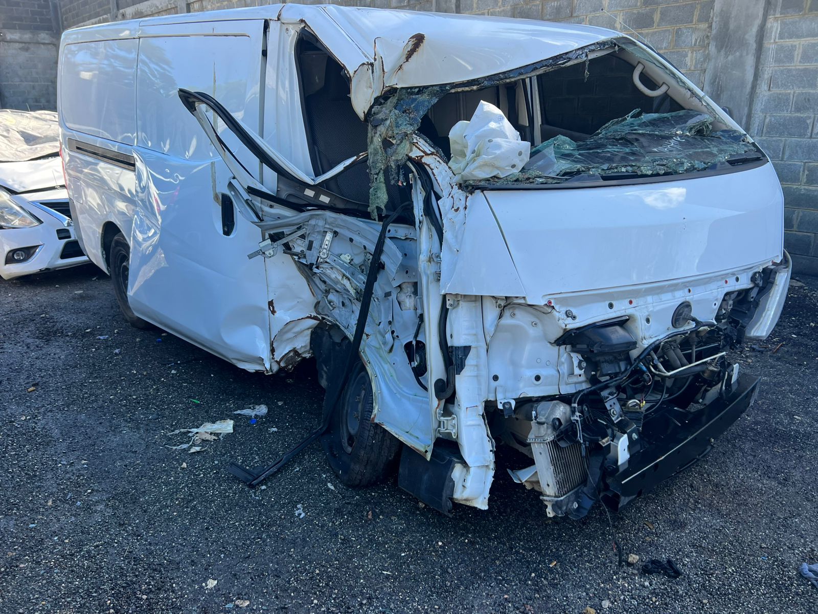 NISSAN URVAN 2022 #TEA.8-5515 - Imagen 4