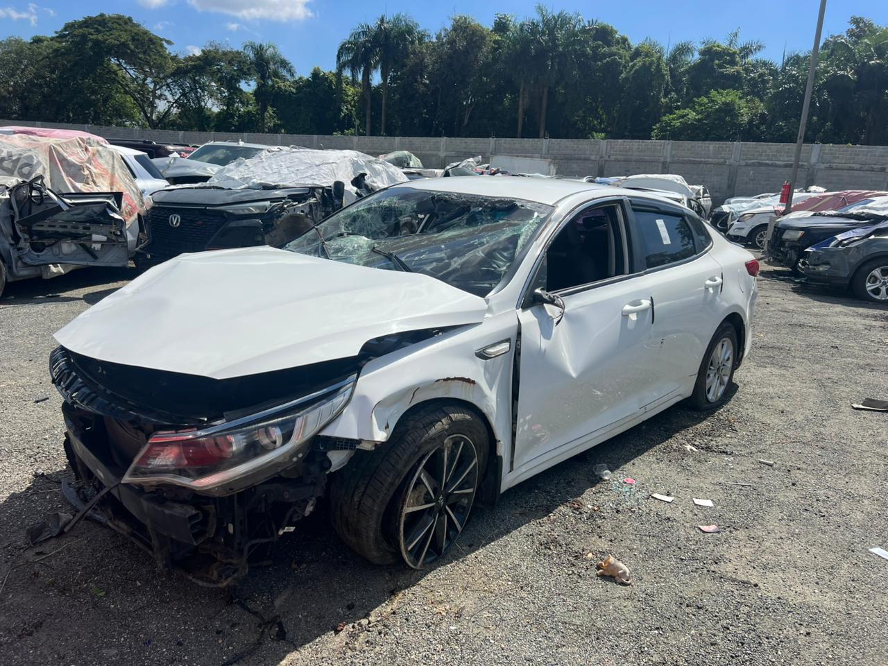 KIA K5 2017 #PNT.8-8850