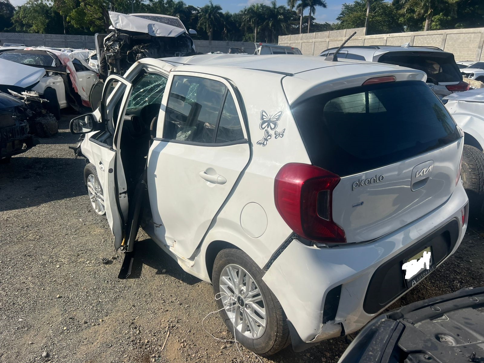 KIA PICANTO 2022 #HIT.8-9191 SIN PAPELES, SE VENDE COMPLETO