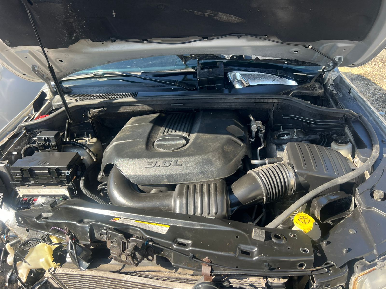 JEEP GRAND CHEROKEE 2011 #INT.8-5138 - Imagen 2