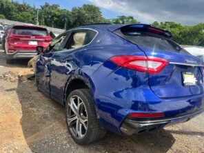 MASERATI LEVANTE 2019 #IAA.8-6037 SIN PAPELES, COMPLETO PARA PIEZAS