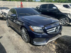 MERCEDES BENZ C300 2017 #NIT.8-5168 AHOGADO