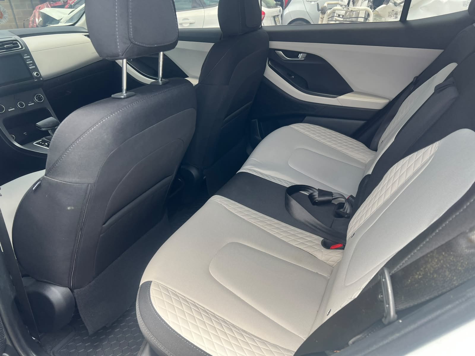 HYUNDAI CANTUS 2023 #ENT.8-8131 AHOGADO - Imagen 4