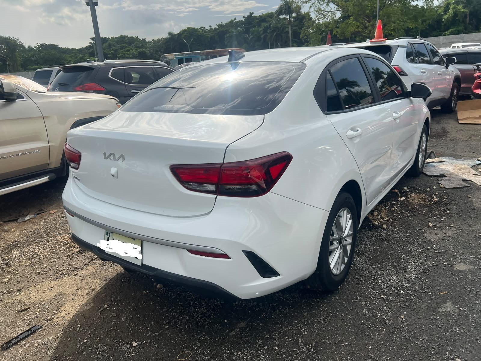 KIA RIO 2022 #TTA.8-6752 AHOGADO - Imagen 3